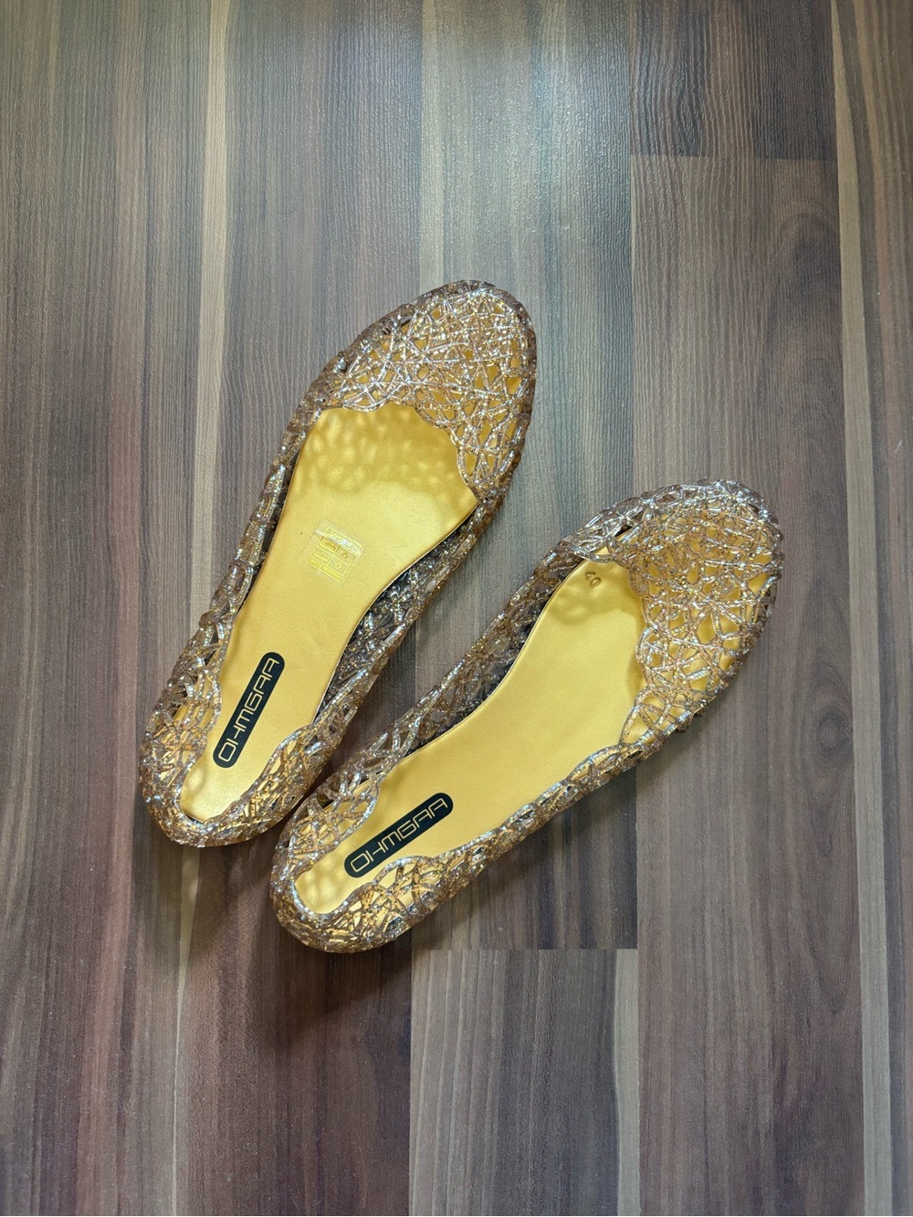 Metallic Gold Woven Jelly Flats